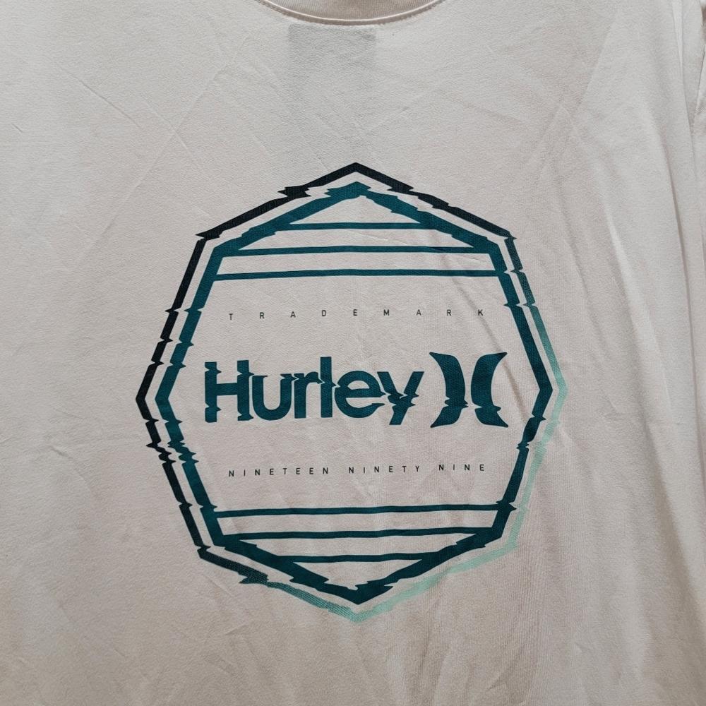 NWT  HURLEY MENS - graphic t-shirt SZ XL